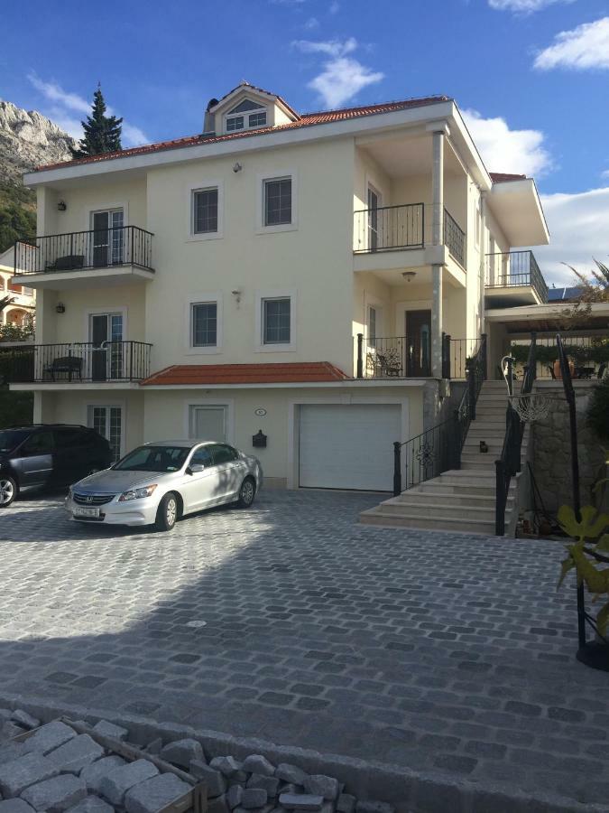 Iva Apartment